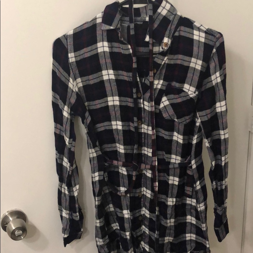 Plaid dress with string belt